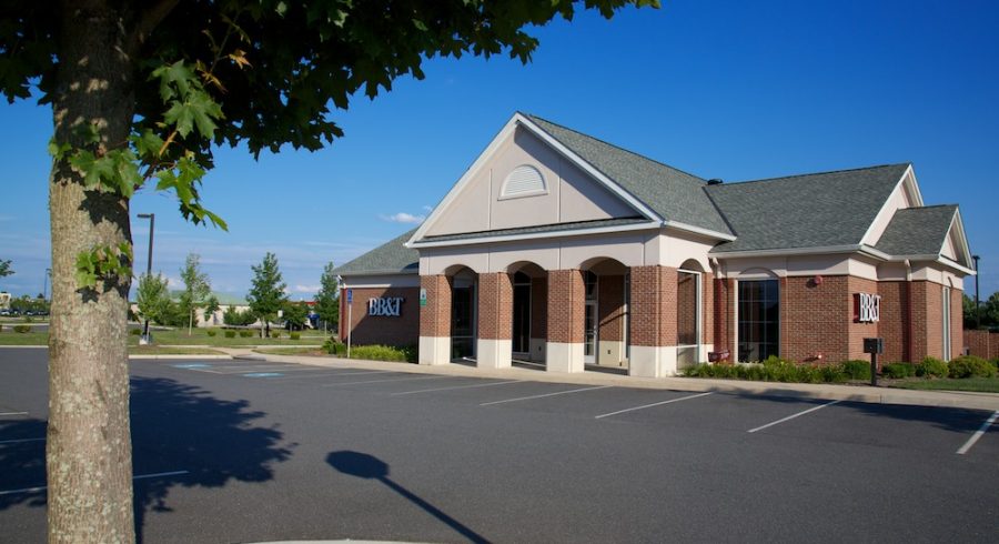 A view showcasing the BB&T bank branch located at the Dulles Parkway Center.